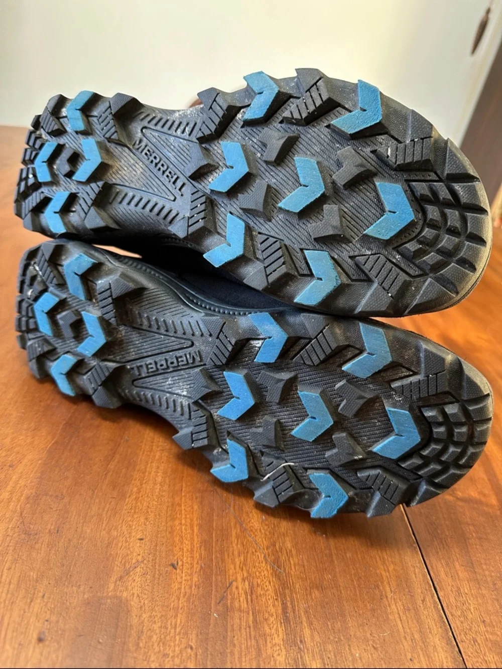Merrell Black Suede-Look Fleece-Lined Ankle Booties
